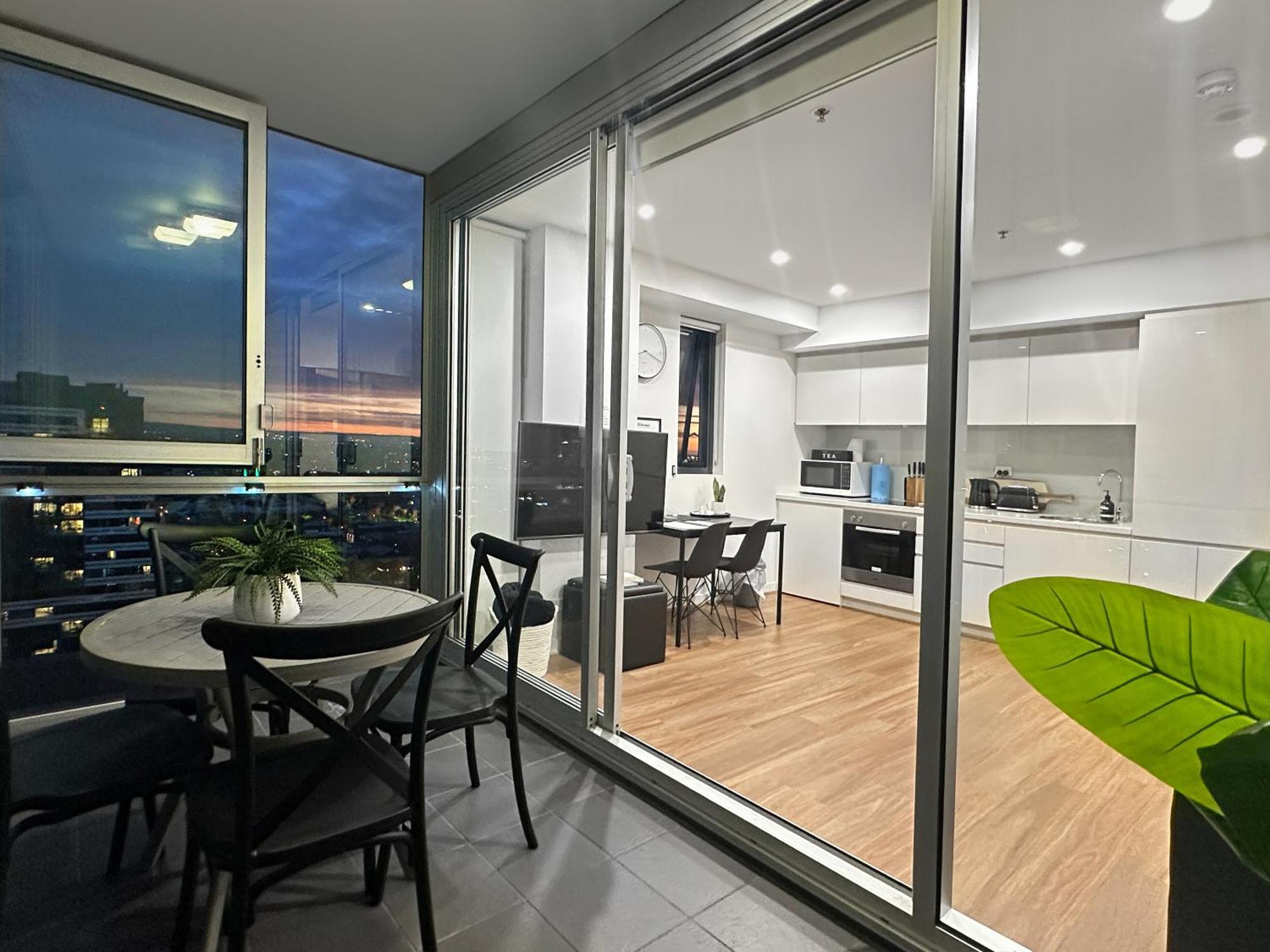 Penthouse View Apartment Luxury Cbd Penthouse Sleeps 6 Balcony Spa Access Adelaide Ngoại thất bức ảnh